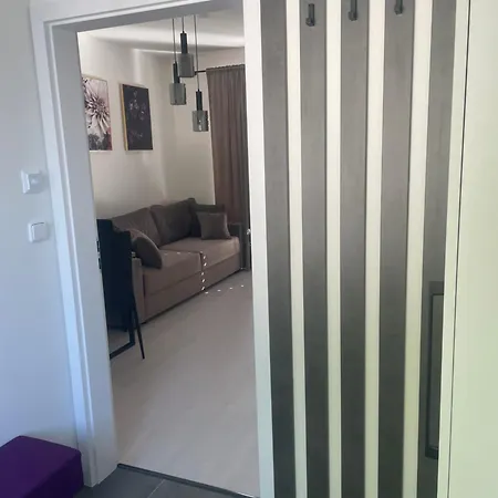 Apartment Nh Lucina